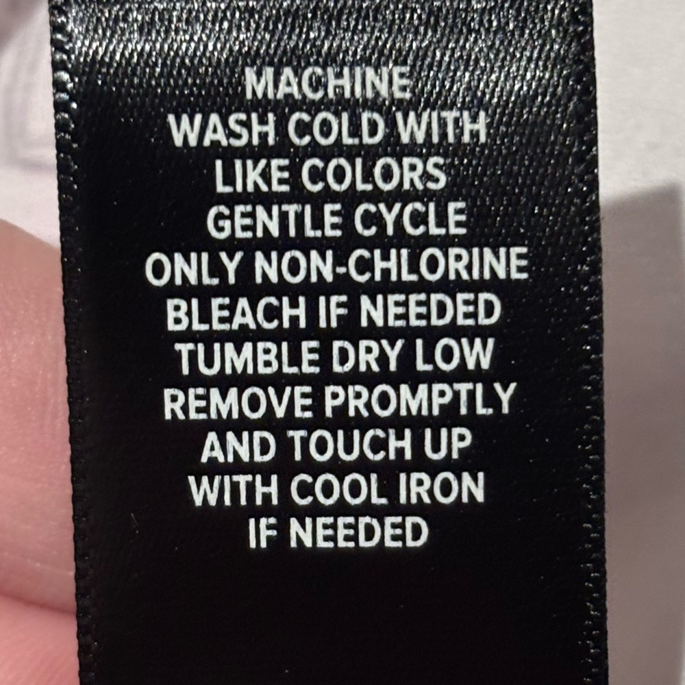 Torrid “Harper Butterflies” Blouse • Size 2 • White / Butterfly Print - Picture 15 of 16